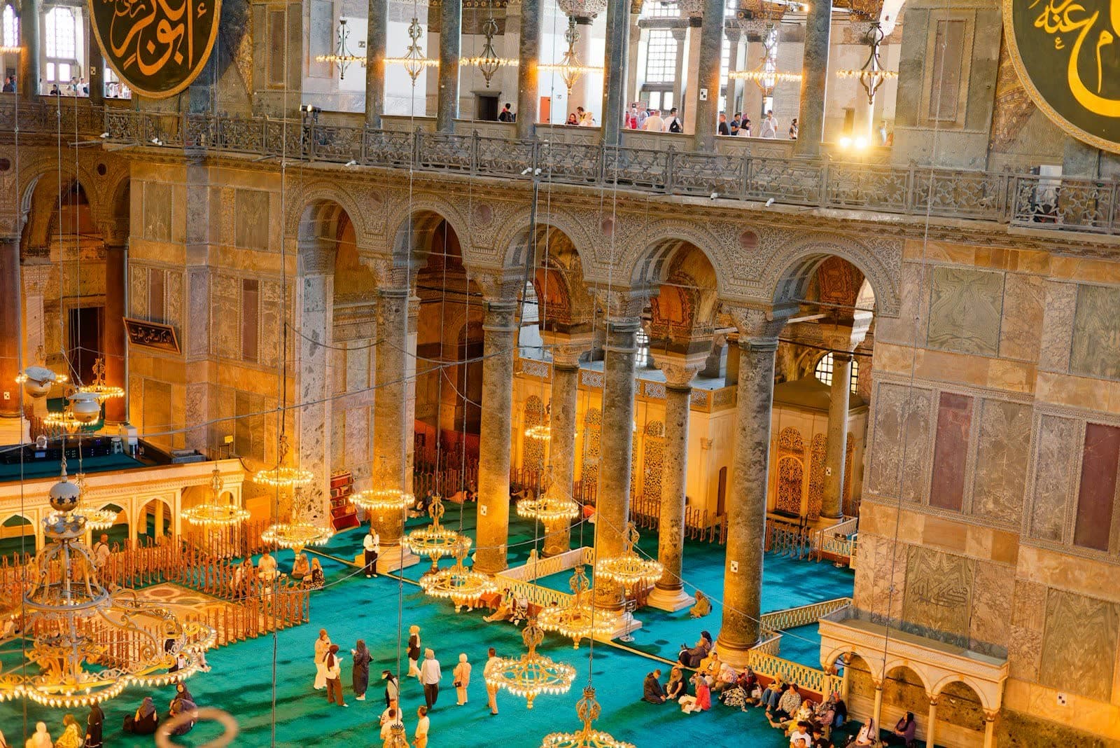 L'intérieur de Sainte-Sophie à Istanbul, en Turquie